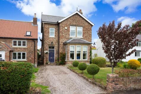 The Village, Wigginton, YO32 4 bed detached house for sale