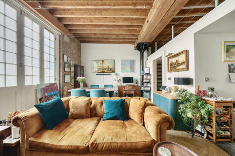 1 bedroom flat for sale