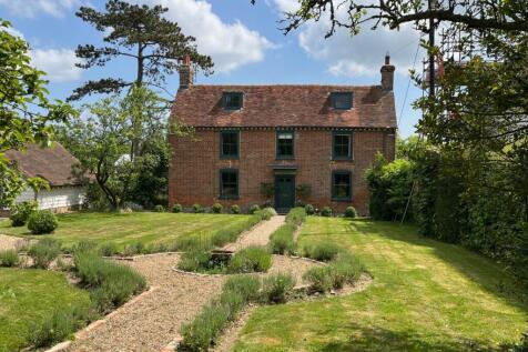 Warehorne, Ashford, TN26 4 bed detached house for sale