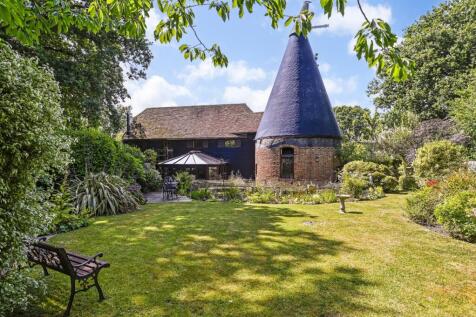 Hobbs Lane, Beckley, Rye, East... 5 bed detached house for sale