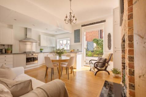 Grove Hill Road, Tunbridge Wells, TN1 5 bed terraced house for sale