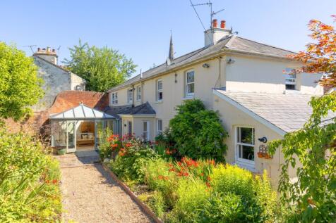Camden Park, Tunbridge Wells, TN2 5 bed detached house for sale