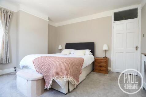 Sussex Road, Lowestoft, NR32 3 bed end of terrace house for sale