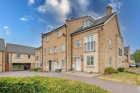 4 bedroom end of terrace house for sale