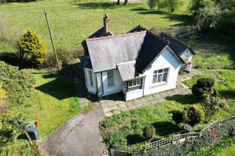 Birmingham Road, Haseley 2 bed detached bungalow for sale