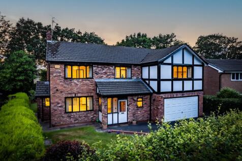 5 bedroom detached house for sale