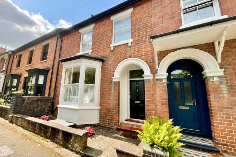 The Avenue, Stone, ST15 4 bed terraced house for sale
