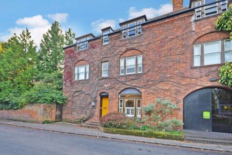 High Street, Haddenham 1 bed apartment for sale