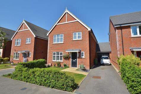 Warren Mead, Thame 3 bed detached house for sale