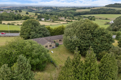 Wakefield Road, Lepton, HD8 0LX 4 bed detached bungalow for sale