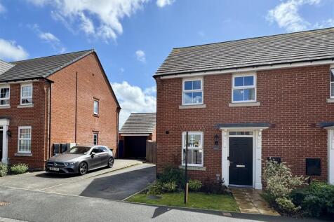 Grange Ash Close, Flockton, WF4 4FF 3 bed semi