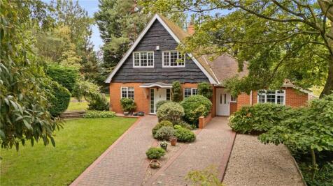 The Avenue, Healing, Grimsby, DN41 5 bed detached house for sale