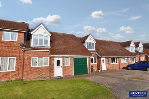 Best Close, Wigston 3 bed townhouse for sale