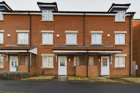 4 bedroom terraced house for sale