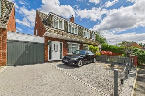 Flamingo Close, Darlington, County... 3 bed semi