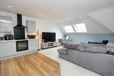 1 bedroom flat for sale