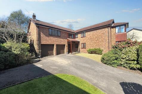 5 bedroom detached house for sale