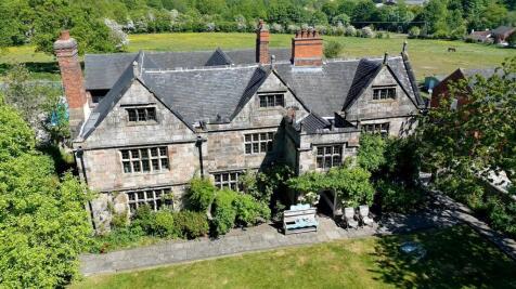 5 bedroom detached house for sale