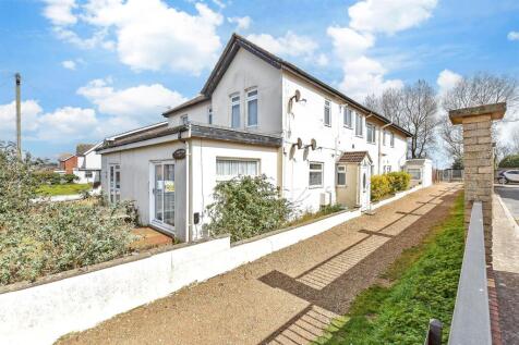 2 bedroom ground floor flat for sale