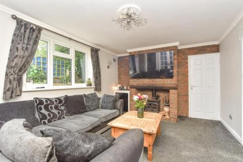 2 bedroom chalet for sale