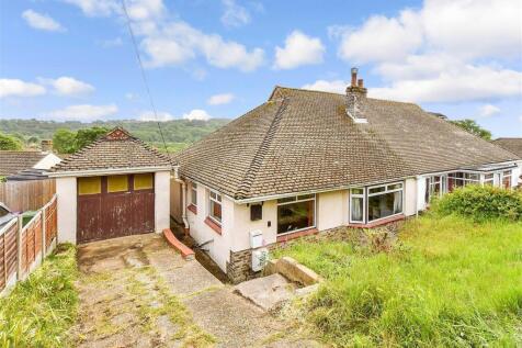 2 bedroom semi-detached bungalow for sale