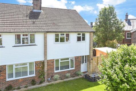Brookway, Haywards Heath RH16 3 bed end of terrace house for sale