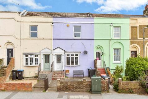 Boundary Road, Ramsgate CT11 2 bed terraced house for sale