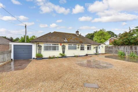 4 bedroom detached bungalow for sale