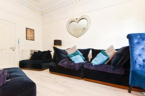 1 bedroom ground floor flat for sale