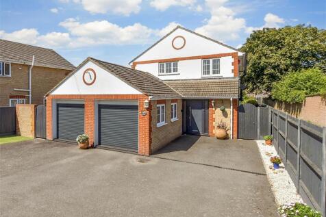 Middle Deal Road, Deal CT14 3 bed detached house for sale