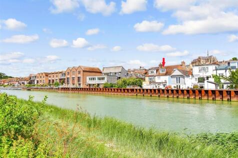 River Road, Arundel BN18 3 bed terraced house for sale
