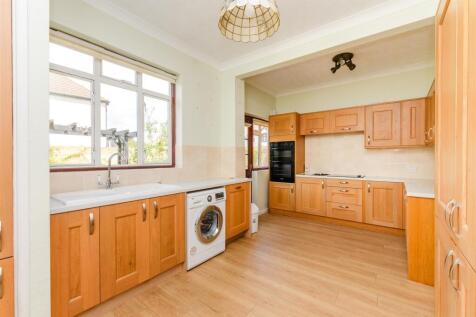 3 bedroom semi-detached bungalow for sale