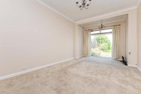3 bedroom semi-detached bungalow for sale