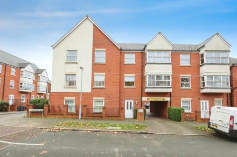 2 bedroom flat for sale