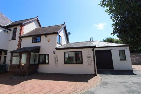 Everard Road, Rhos on Sea 3 bed cottage for sale