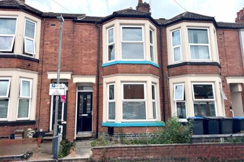 Holbrook Avenue, Rugby 3 bed terraced house for sale