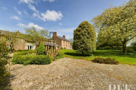 Thomas Close, Penrith CA11 5 bed detached house for sale