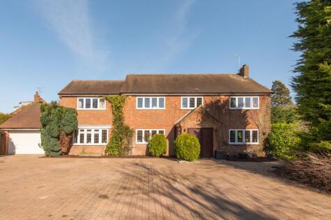 Manor Farm Close, Stone, Aylesbury... 4 bed detached house for sale