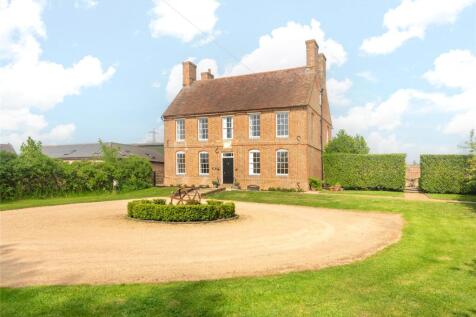Dry Leys Farm, Quainton... 4 bed equestrian property for sale