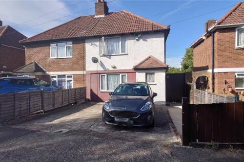 Birchway, Hayes, Greater London, UB3 2 bed semi