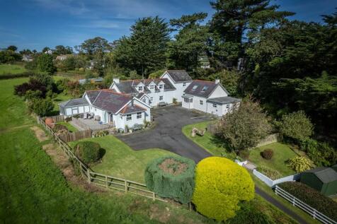 Llangoed, Anglesey 6 bed detached house for sale