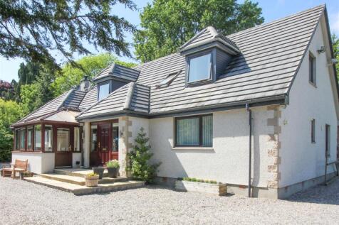 Detached house for sale