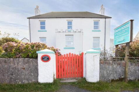 Detached house for sale