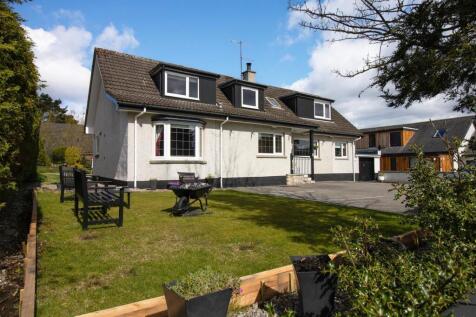 7 bedroom detached house for sale