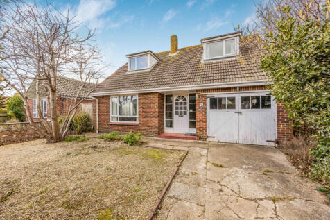Hayling Island, PO11 2 bed bungalow for sale