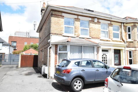 Gladstone Road West, Boscombe, BH1 2 bed apartment for sale