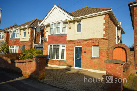 Queen Mary Avenue, Bournemouth 4 bed detached house for sale