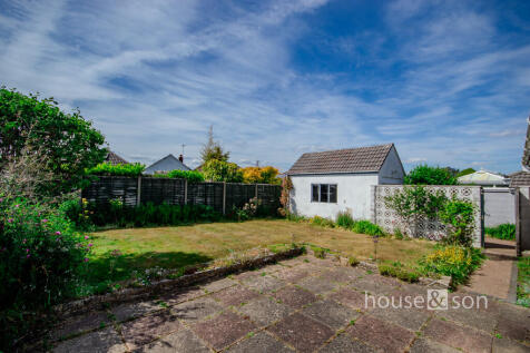 Greystoke Avenue, Bournemouth 2 bed detached bungalow for sale