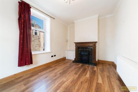Clifton Street, Burnley 3 bed end of terrace house for sale