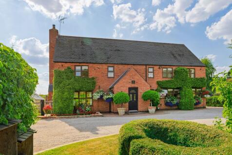 5 bedroom detached house for sale